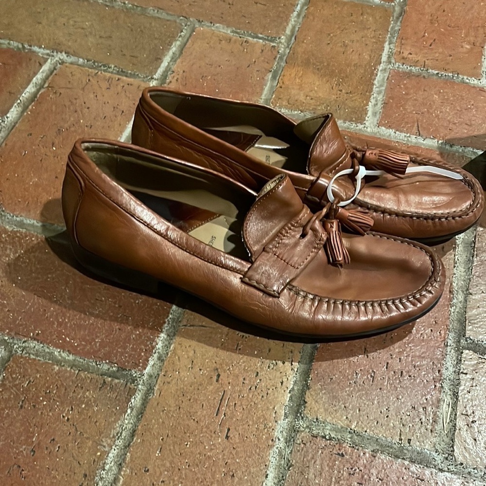 Johnston Murphy Loafers Brown Leather Tassel‎ Kiltie Almond Moc Toe Shoes Sz 9